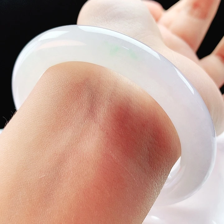 翡翠未镶嵌手镯54圈