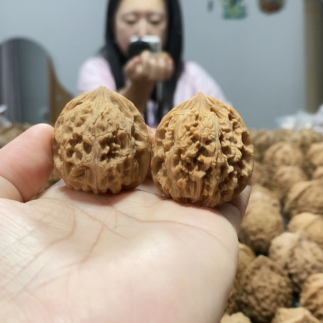 吊坠文玩核桃红雀33+磕