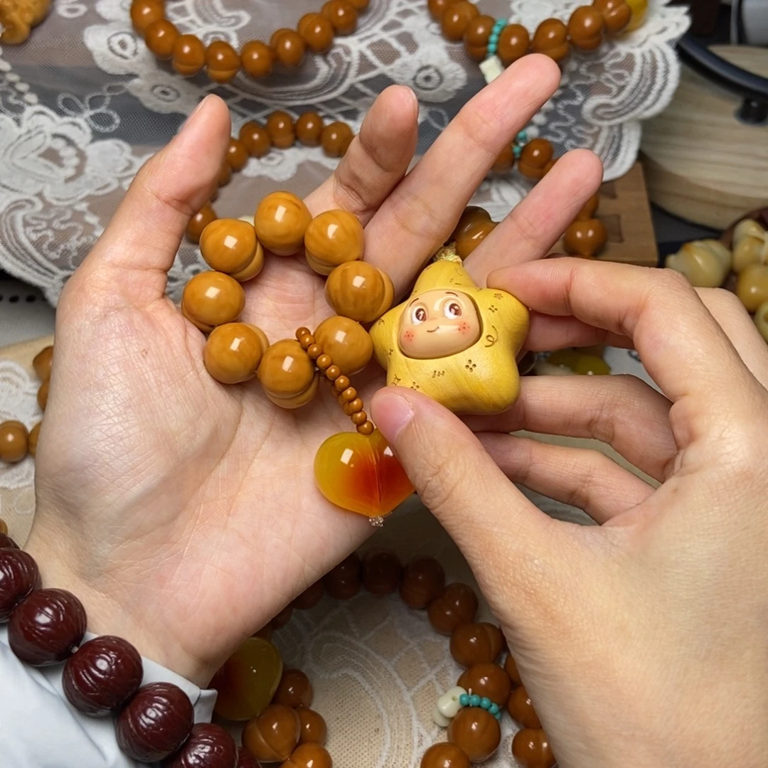 迟***天吊坠猴头核桃屁桃卡15爱心换星星