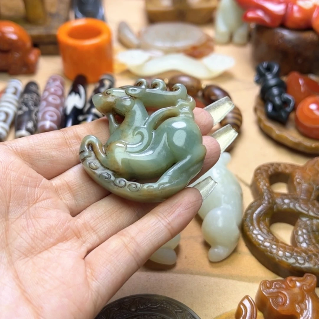 【闪购商品】蛇纹石玉颈饰未镶嵌