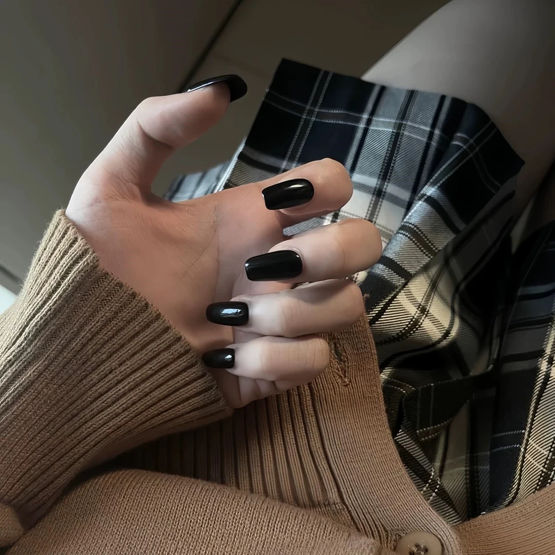 纯色黑色手工穿戴甲用品中长款美甲贴片成品甜酷辣妹单色假指甲