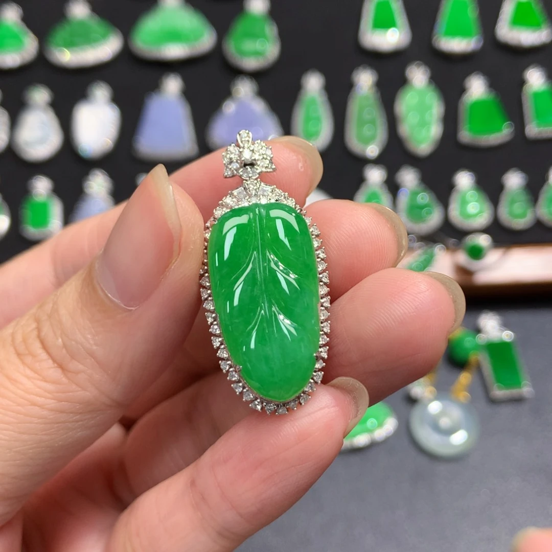 翡翠18K金镶嵌吊坠(不含链)