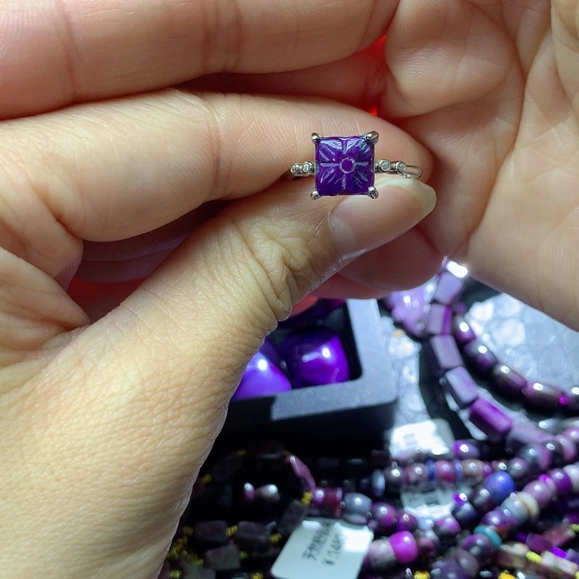 【闪购商品】苏纪石（舒俱来）银S925镶嵌戒指