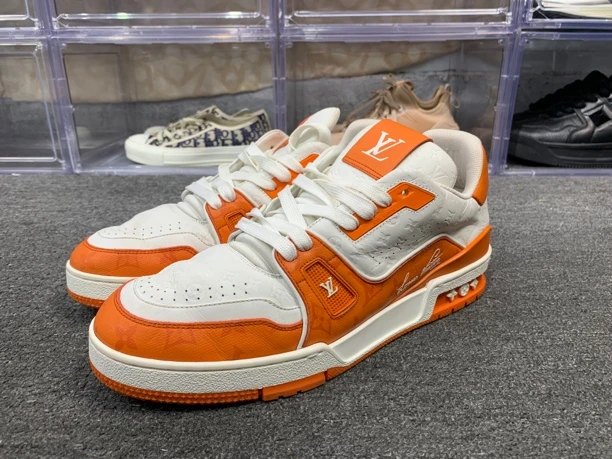 90新 LouisVuitton/路易威登 Lv trainer白橙板鞋 43.5码 无盒