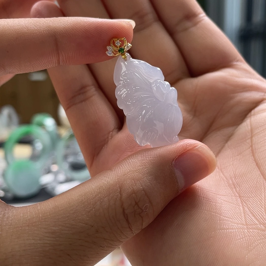 【闪购商品】吊坠(不含链)18K金镶嵌翡翠我**头