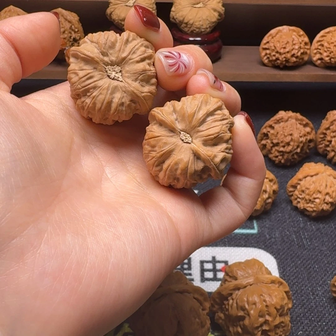 文玩核桃吊坠略32门头沟元宝