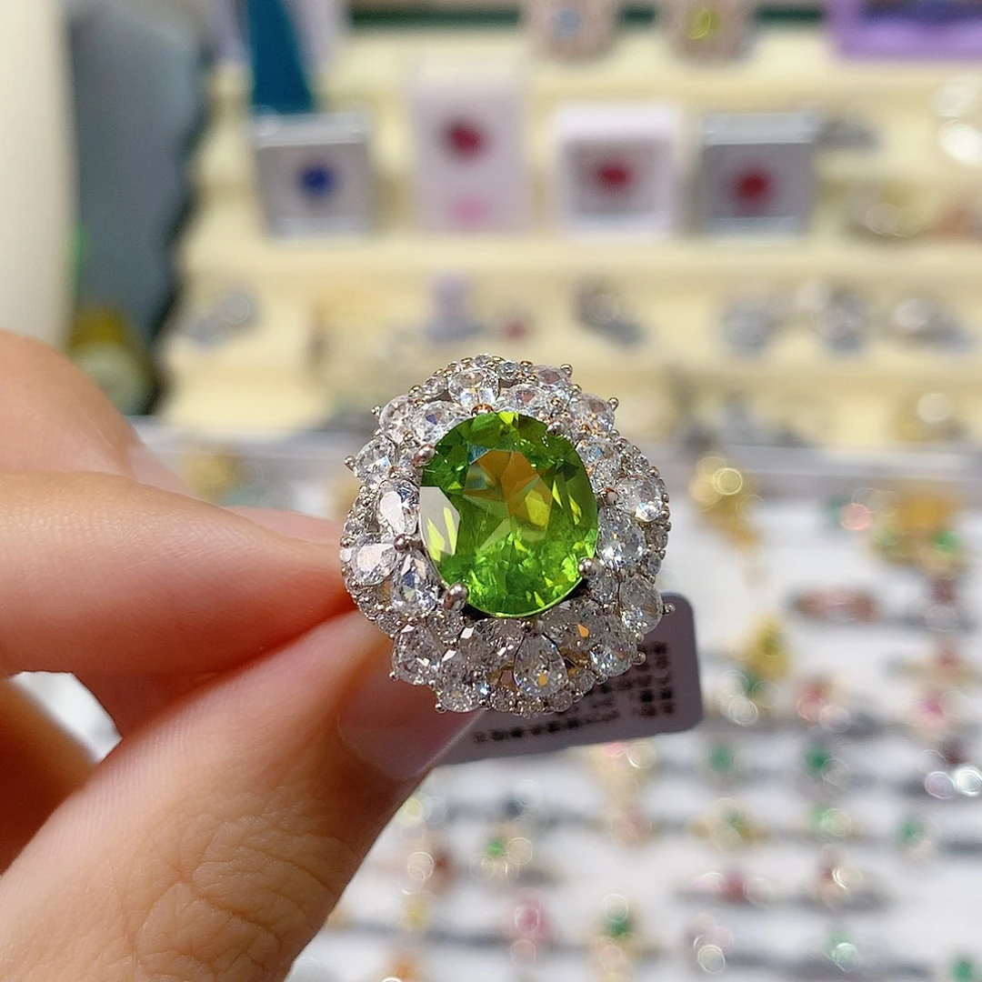 银S925镶嵌橄榄石戒指