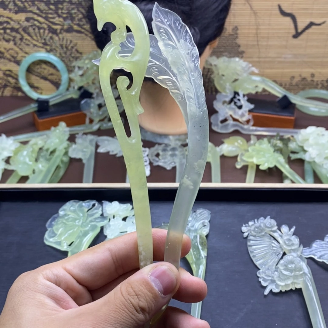 仪***墨蛇纹石玉未镶嵌发饰