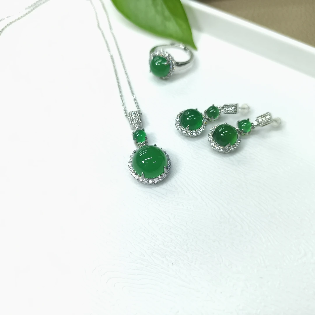 YTZ01 【西玉珠宝】青碧芙蓉绿玛瑙 三件套 带链 多样性发一套