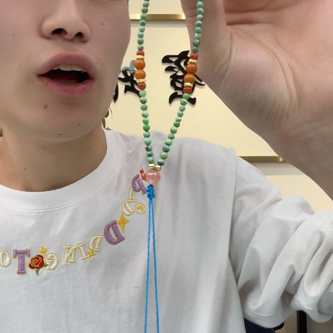 琥珀未镶嵌珠宝奇石95