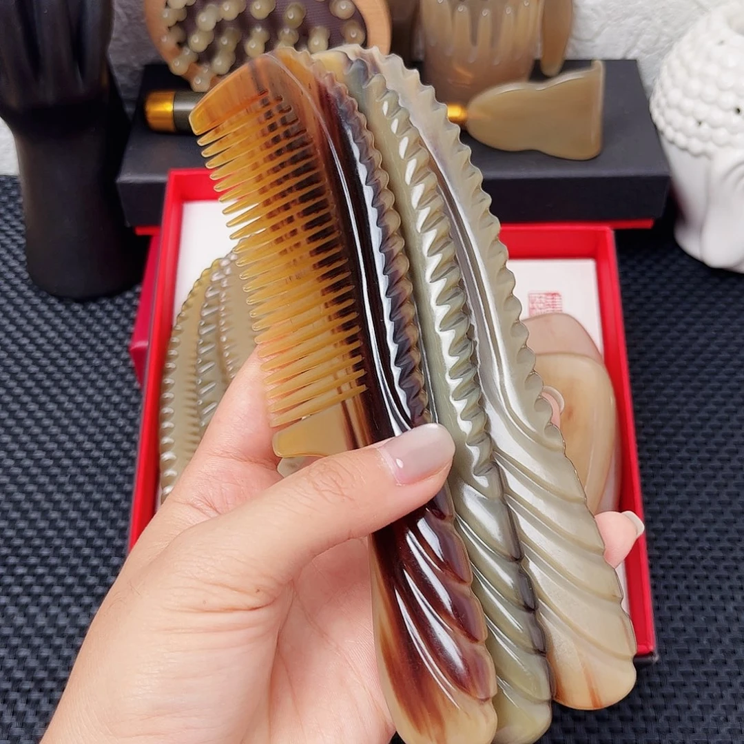 手工制作牛角梳子