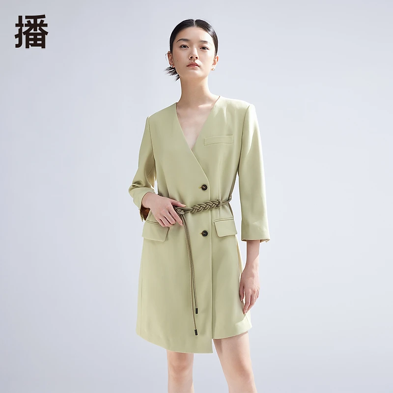 【陈嘉尔专属】播春轻奢时尚显瘦气质V领西装连衣裙DDR1LD5117