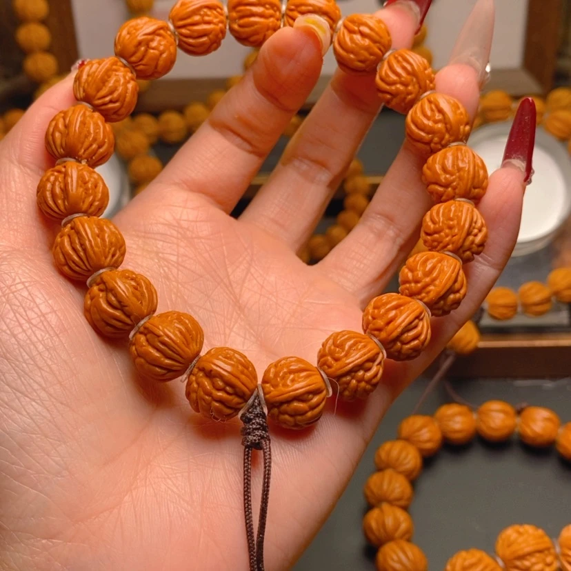 【闪购商品】桃核吊坠龙文桃核