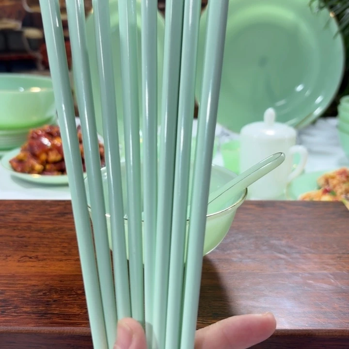 景德镇高端玉瓷套装碗盘单品