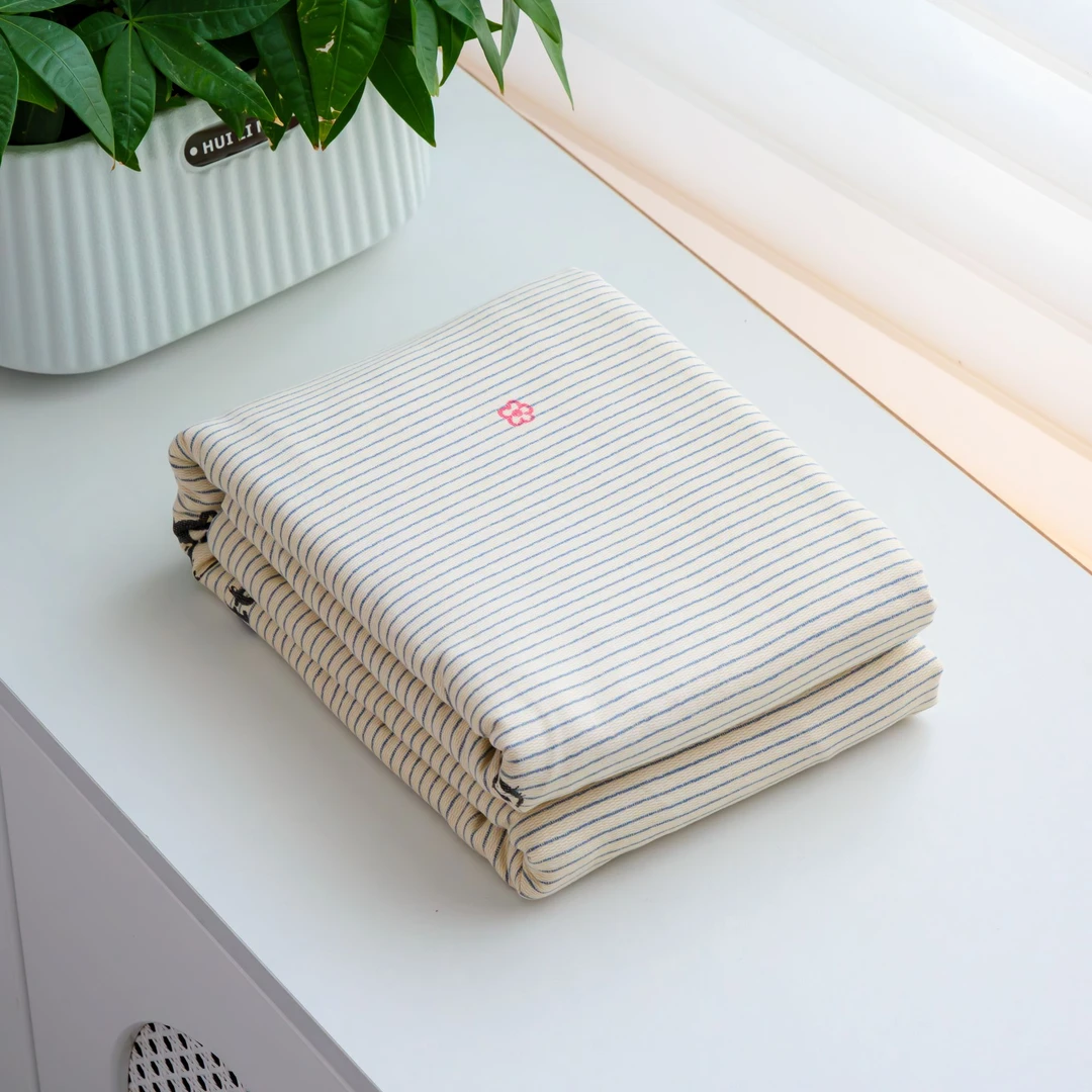 【京かわ会社】双层纱磨毛被套150*200cm 黑猫