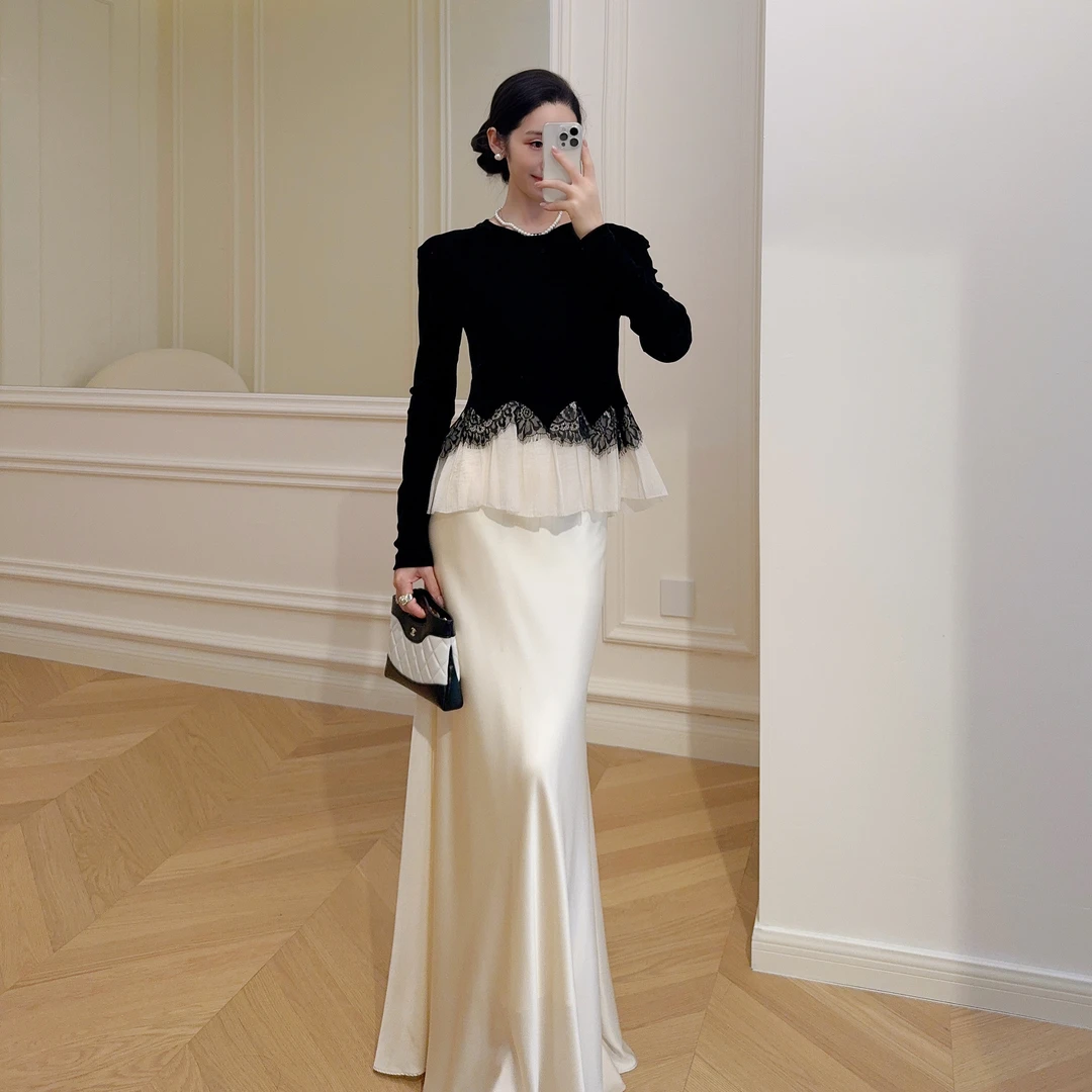 嫚渡|气质名媛 法式轻奢蕾丝拼接荷叶边长袖圆领黑色上衣