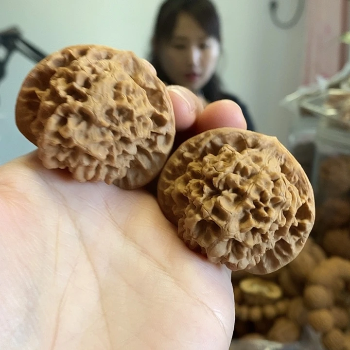 文玩核桃把件46.5官帽