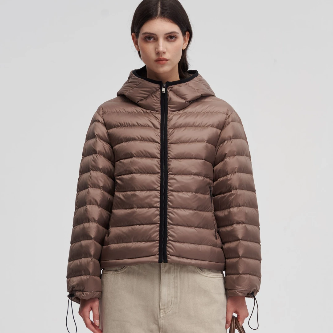 兰帝专属 连帽休闲轻薄白鹅绒羽绒服女士外套M35578