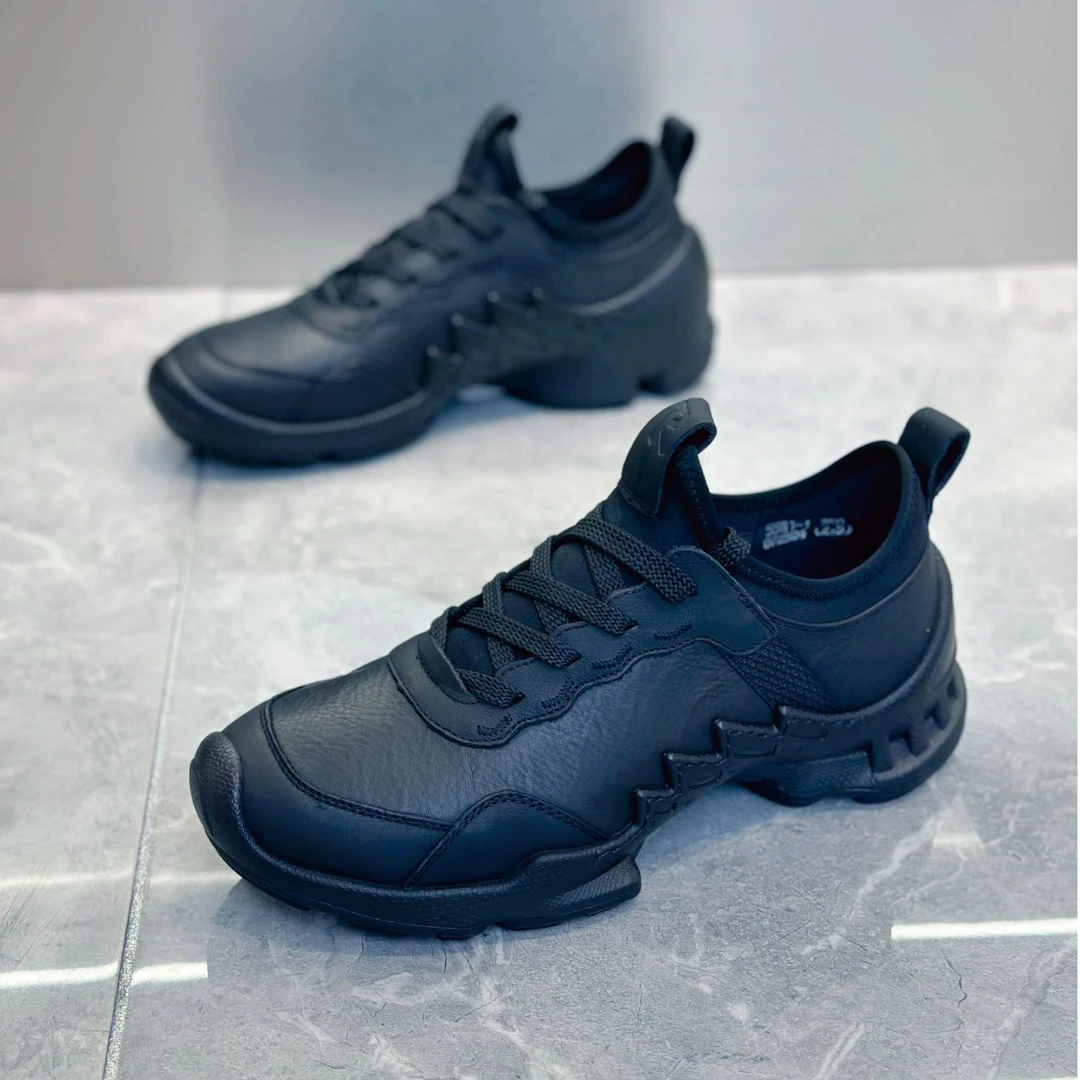 2025新款秋季新款休闲鞋时尚百搭潮流轻质通勤健步户外男士运动鞋