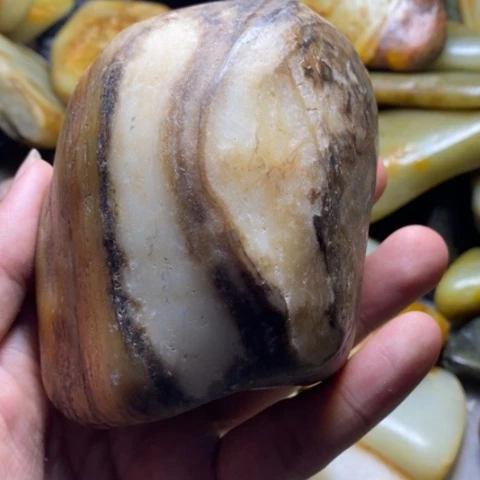 未镶嵌和田玉（糖玉）挂件