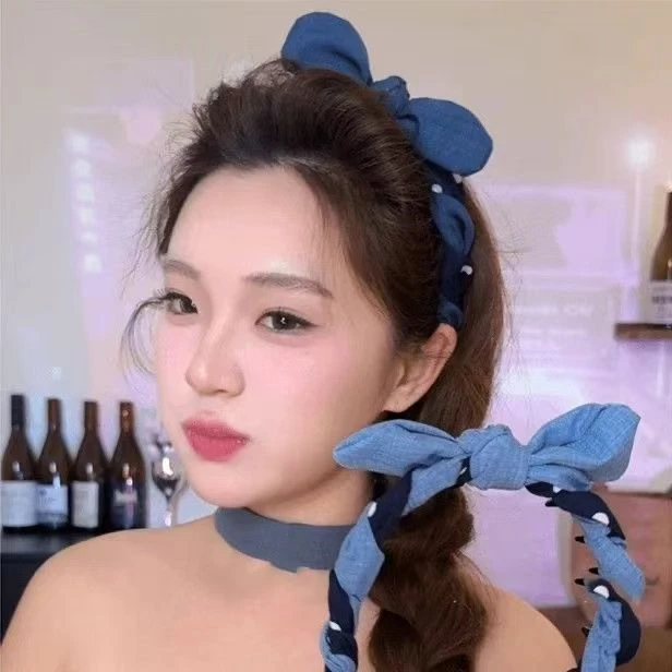 牛仔拼接撞色~新款波点系层次感牛仔拼接撞色兔耳蝴