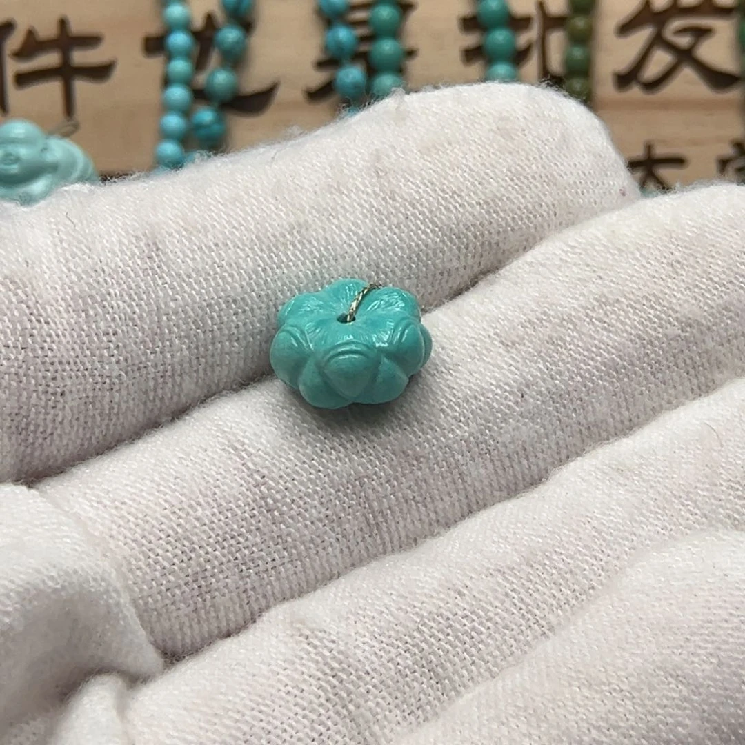 绿松石雕刻未镶嵌