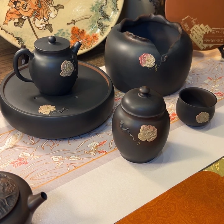建水紫陶郑老师浮雕套组