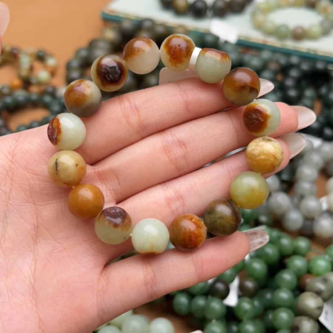 和田玉手串1207d拍一发一