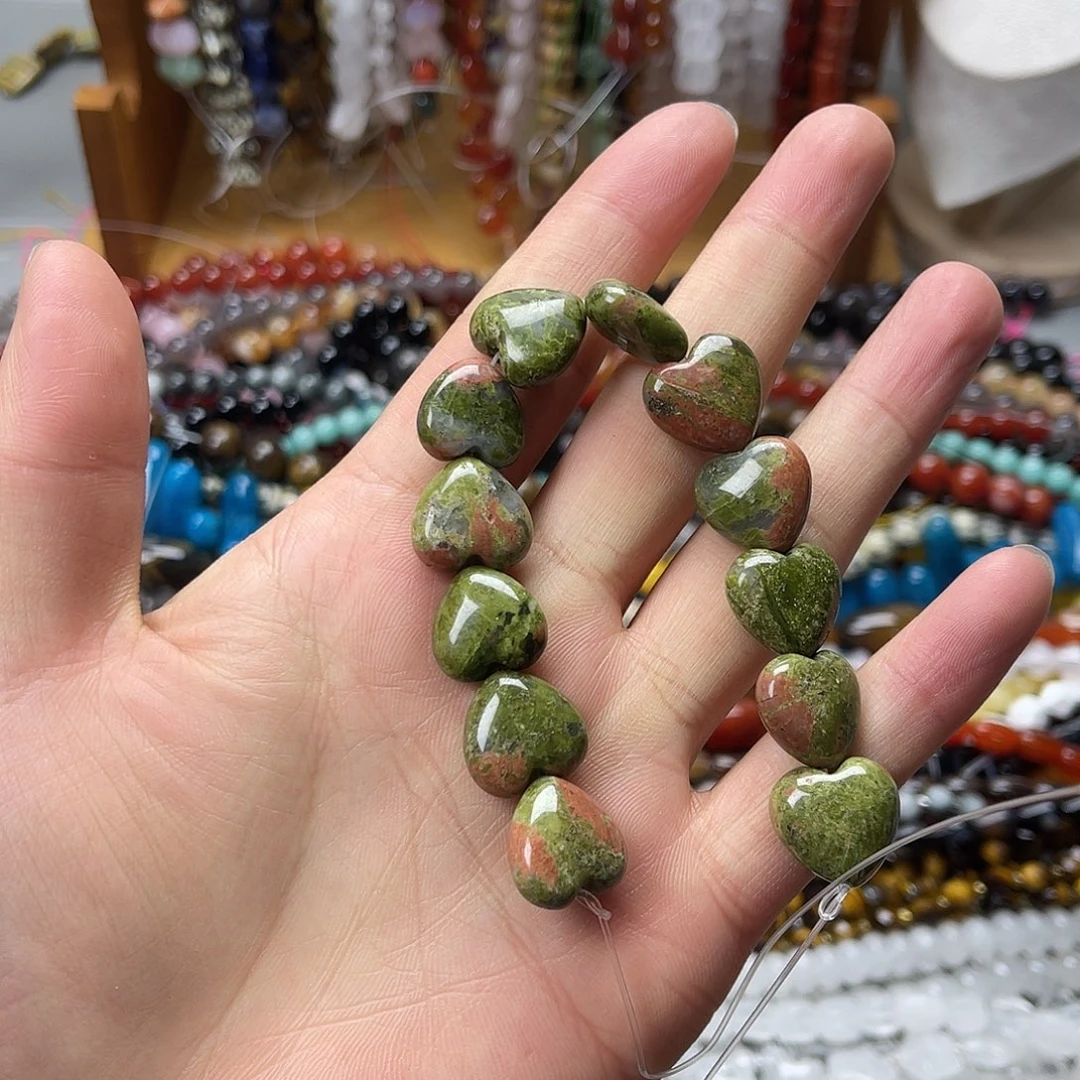 玛瑙/玉髓未镶嵌珠宝半成品卡16花绿宝爱心12颗