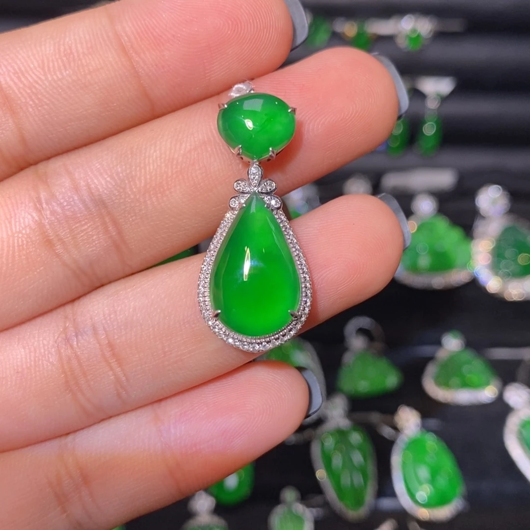 翡翠9K金镶嵌颈饰天然翡翠