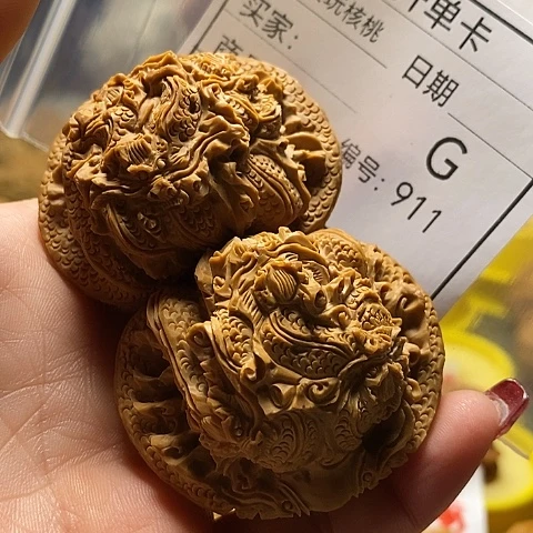 核桃把件“****自产自销……