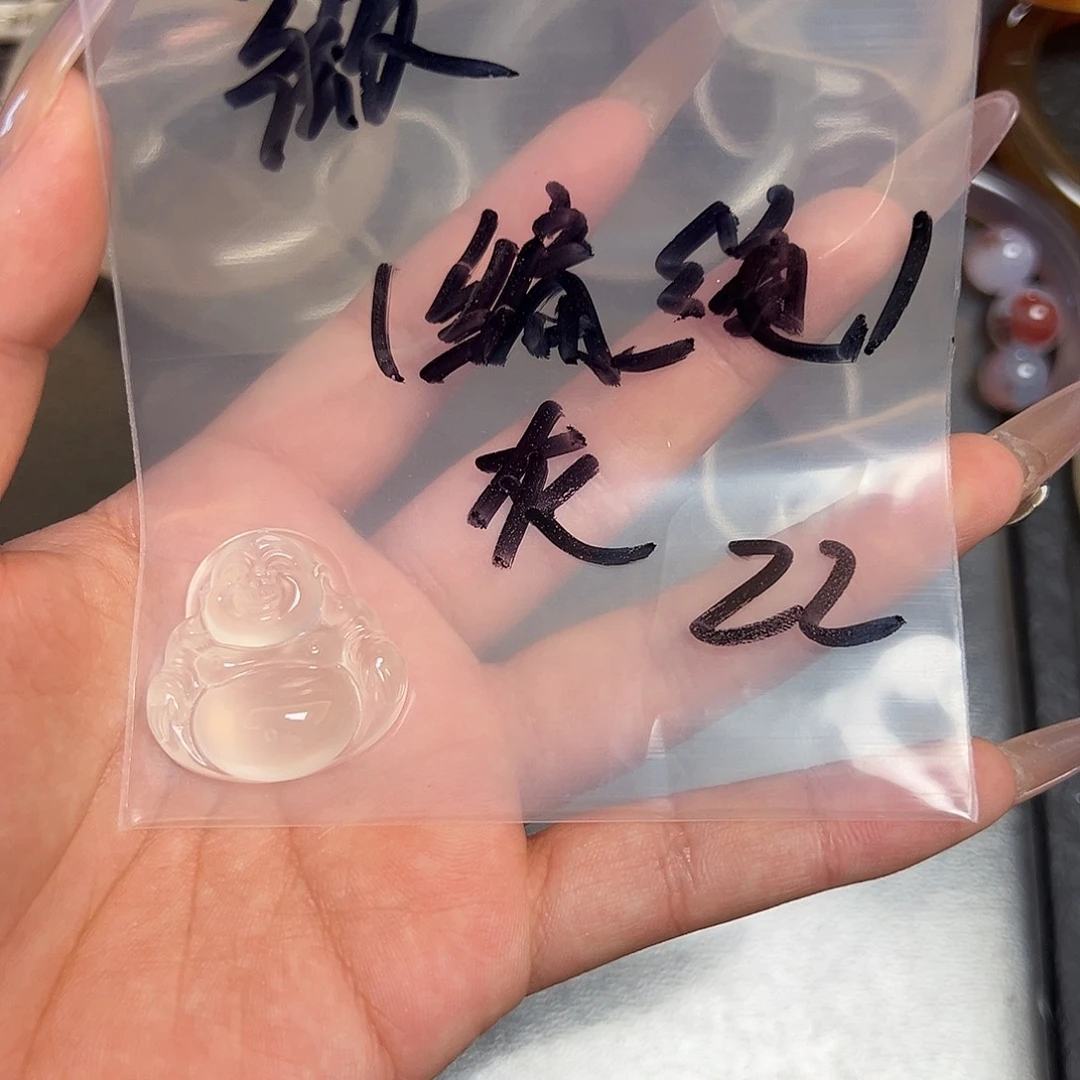 薇****玛瑙/玉髓未镶嵌颈饰