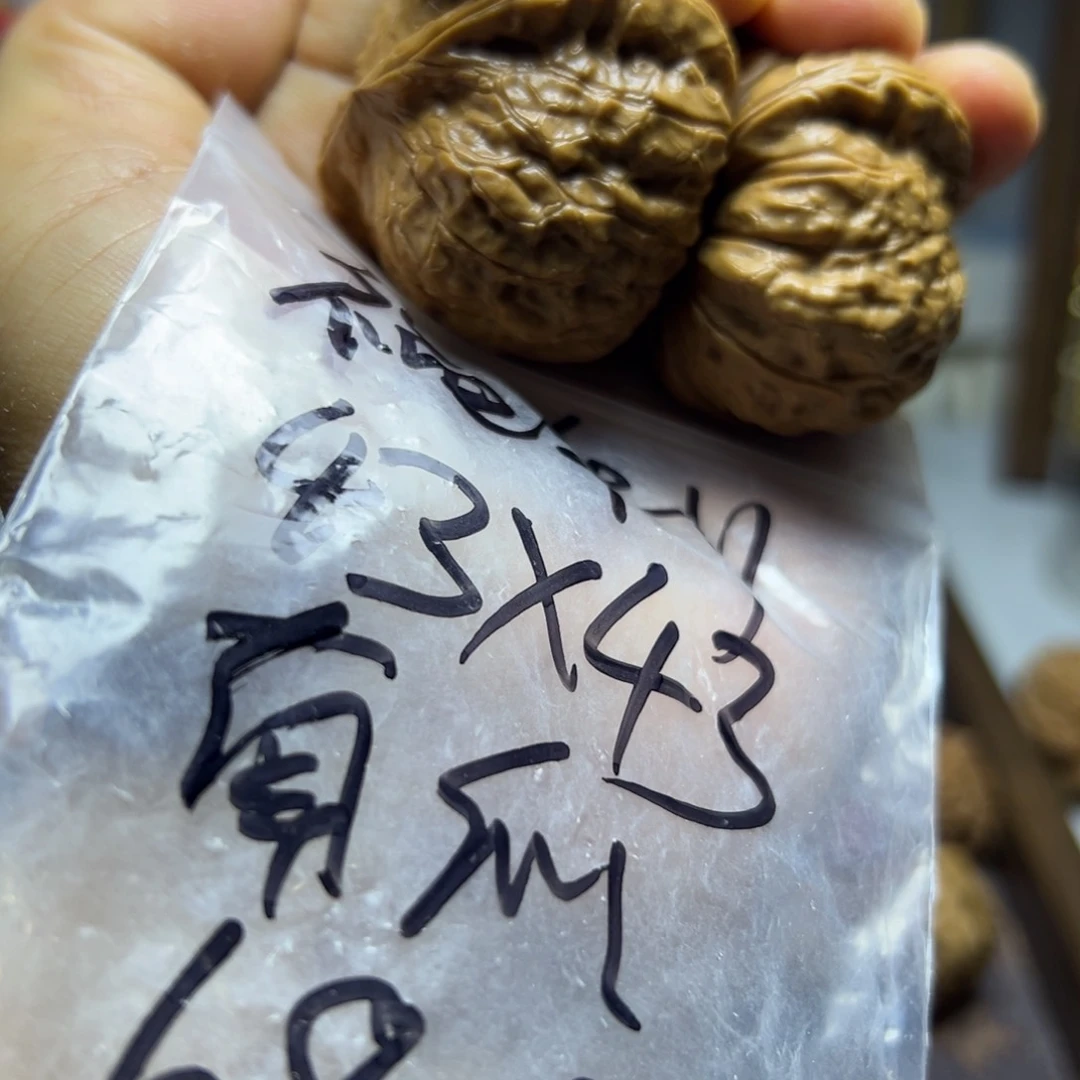 安****衣瑞麟文玩核桃南瓜墩