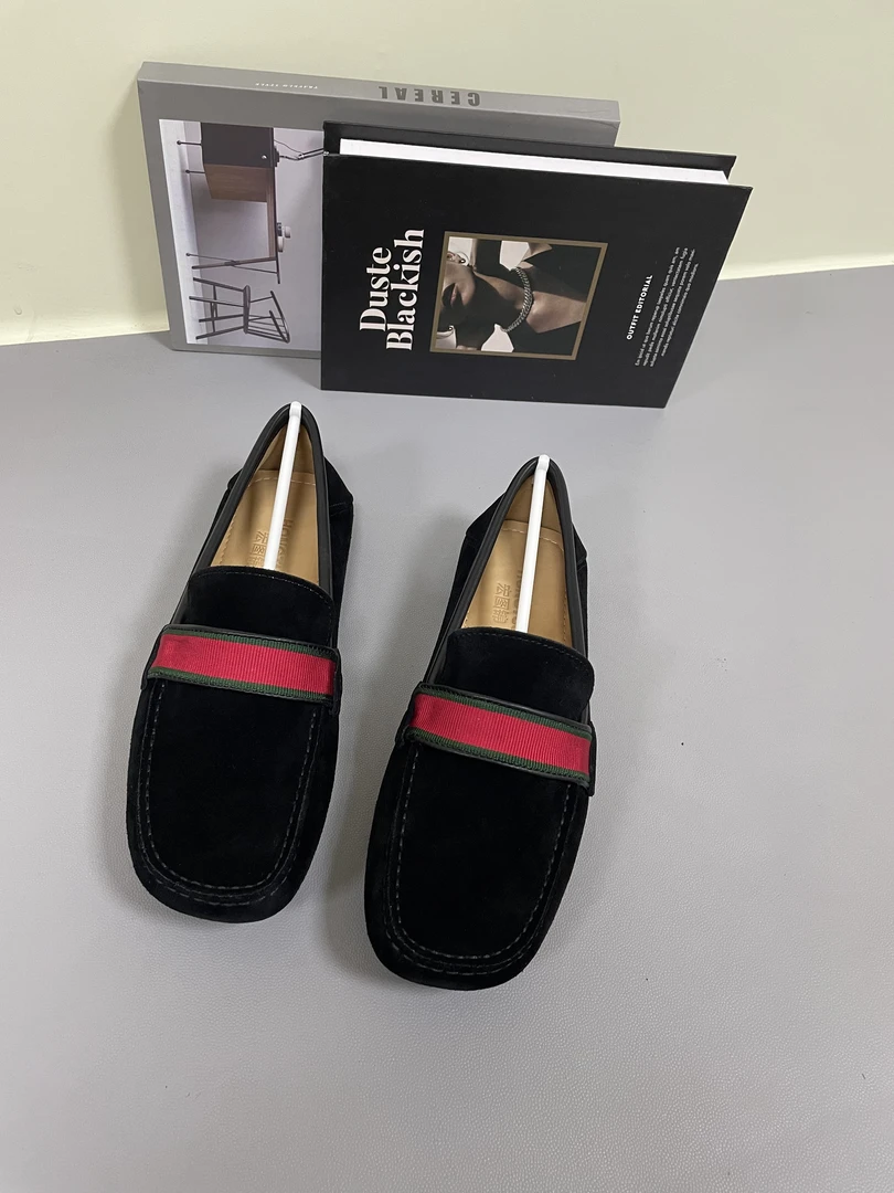 2025爆款豆豆鞋男款时尚舒适真皮透气百搭商务休闲乐福鞋软底软面