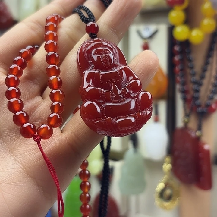 我***的石英质玉未镶嵌颈饰