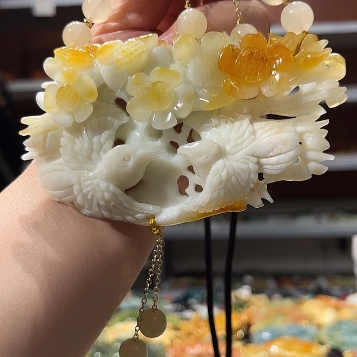 岫玉未镶嵌毛衣链