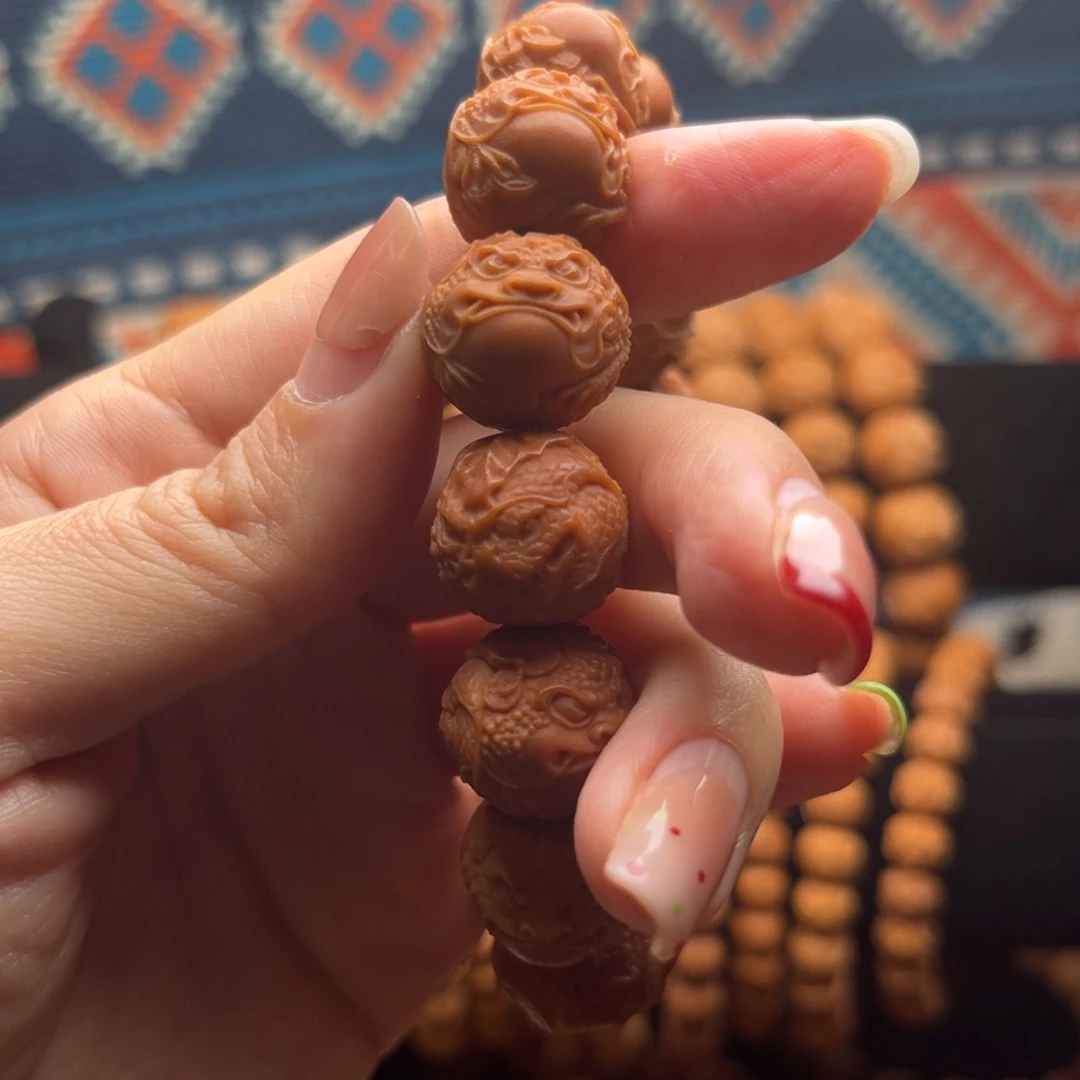 体验款龙蛇蟾15左右随机发