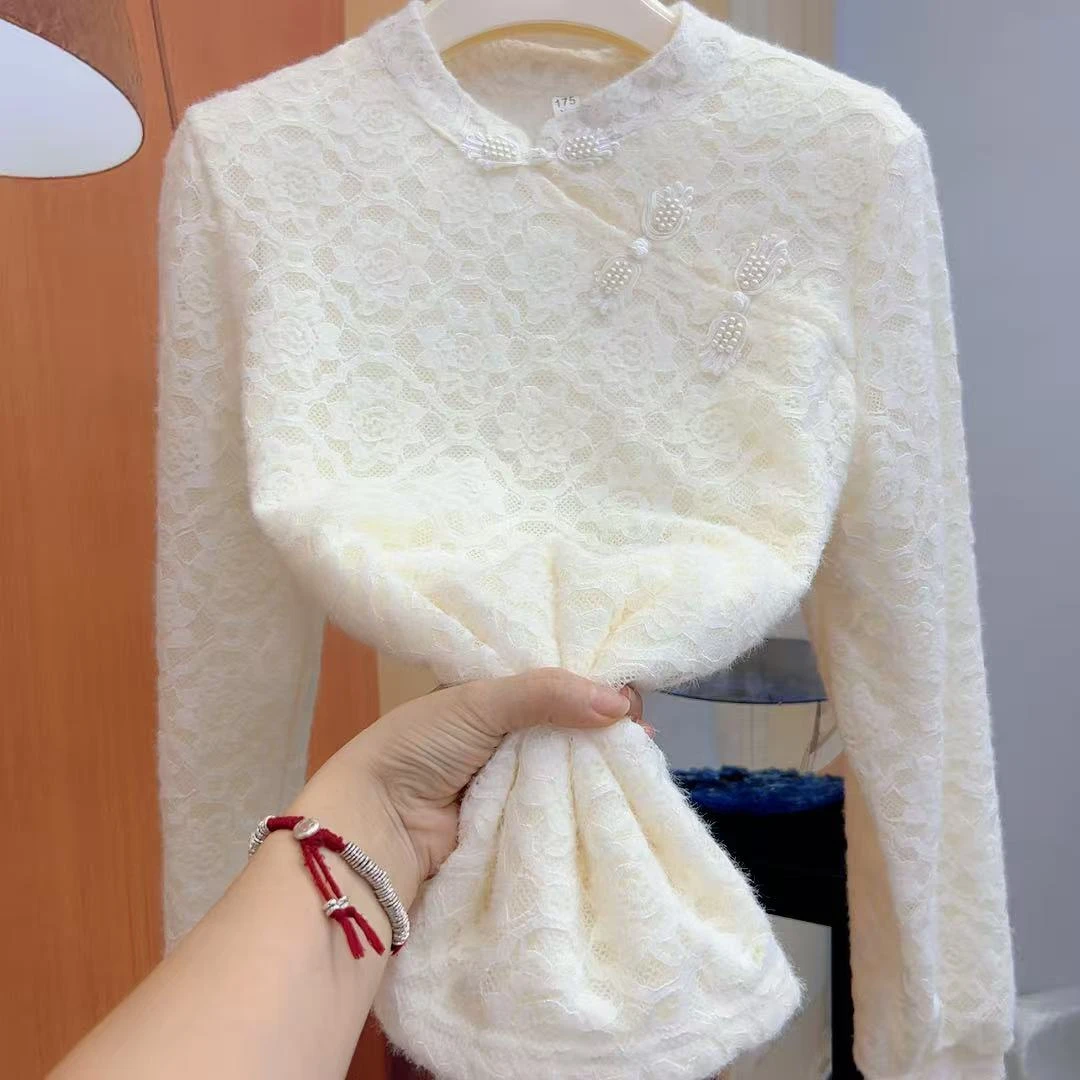 斜襟盘扣新中式大码长袖宽松减龄保暖打底漂亮套头气质加绒蕾丝衫