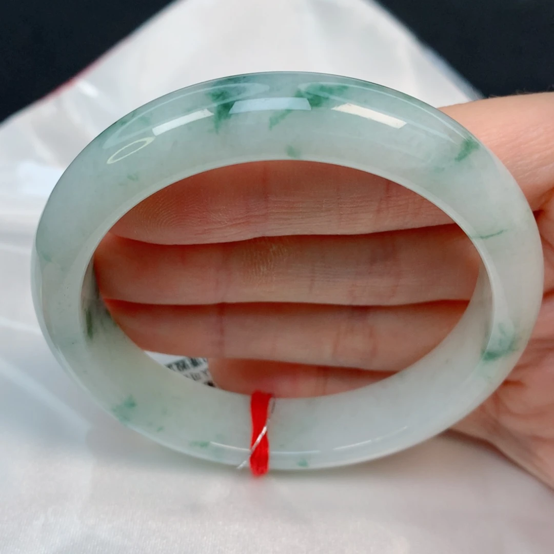 未镶嵌手镯翡翠57.8正圈，飘绿花，026