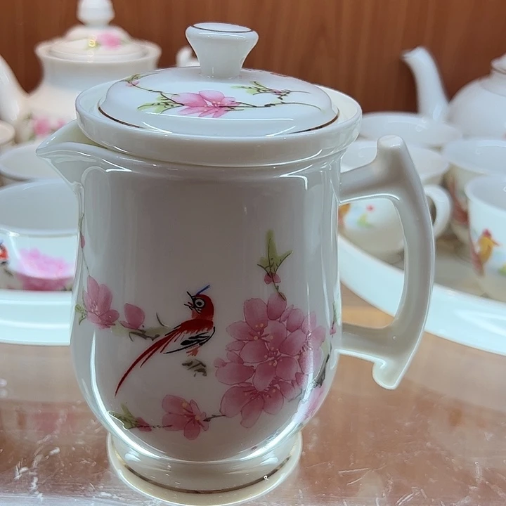 陶瓷茶壶哈哈哈哈哈