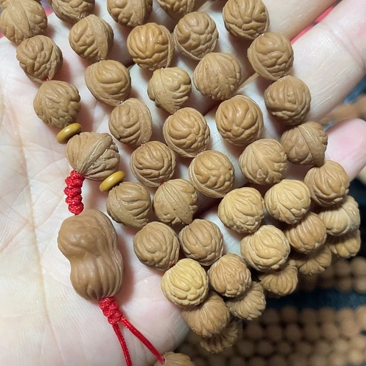 爱****桃核把件小金豆脖挂10尺寸115颗