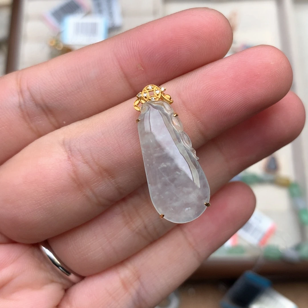 【闪购商品】18K金镶嵌挂件翡翠一