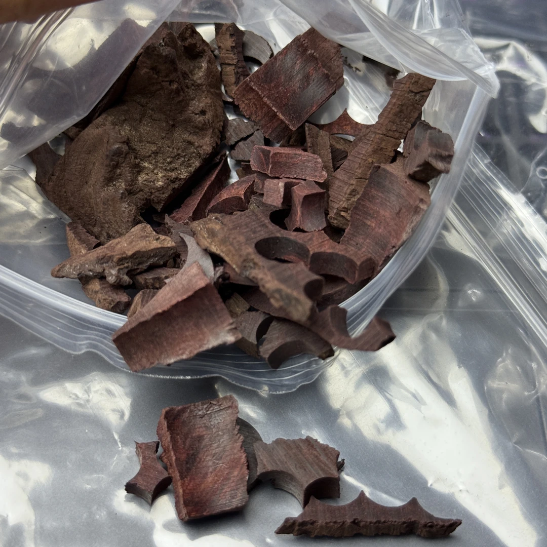 海南黄花梨老料小碎料 20g