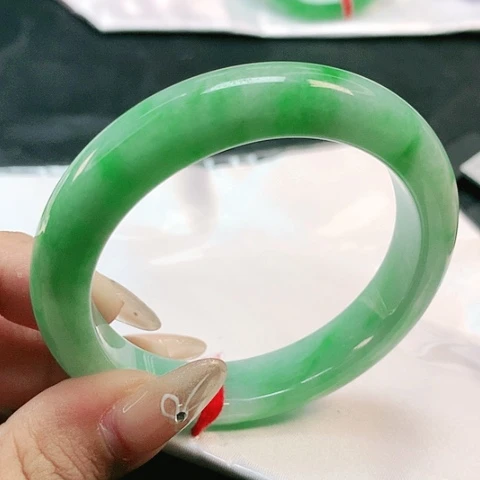 未镶嵌手镯翡翠2375
