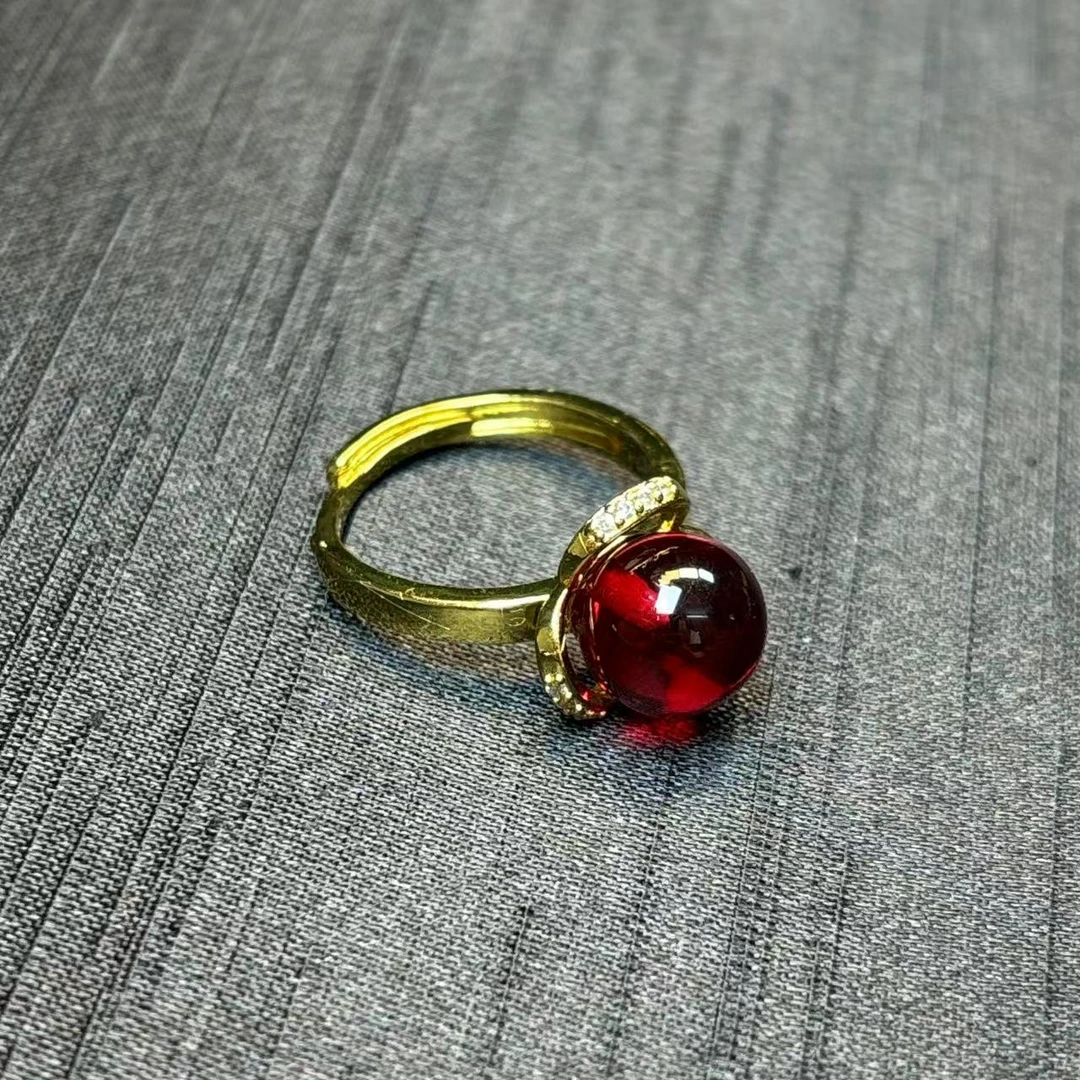 琥珀戒指 净水血泊圆珠戒指 设计款简约大气款 XP001
