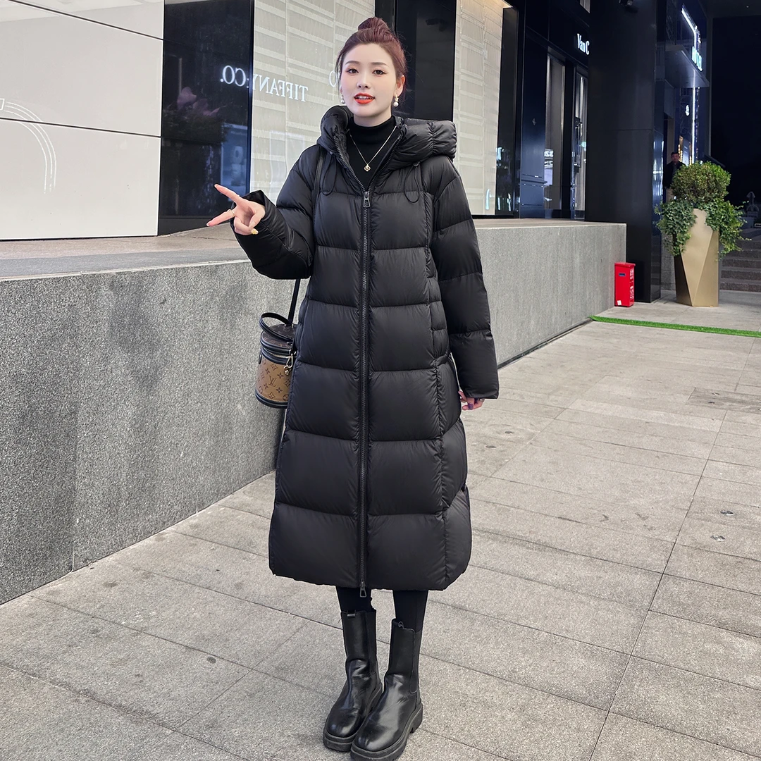 2025冬季新款气质长款过膝黑色连帽加厚宽松时尚大码羽绒服外套女
