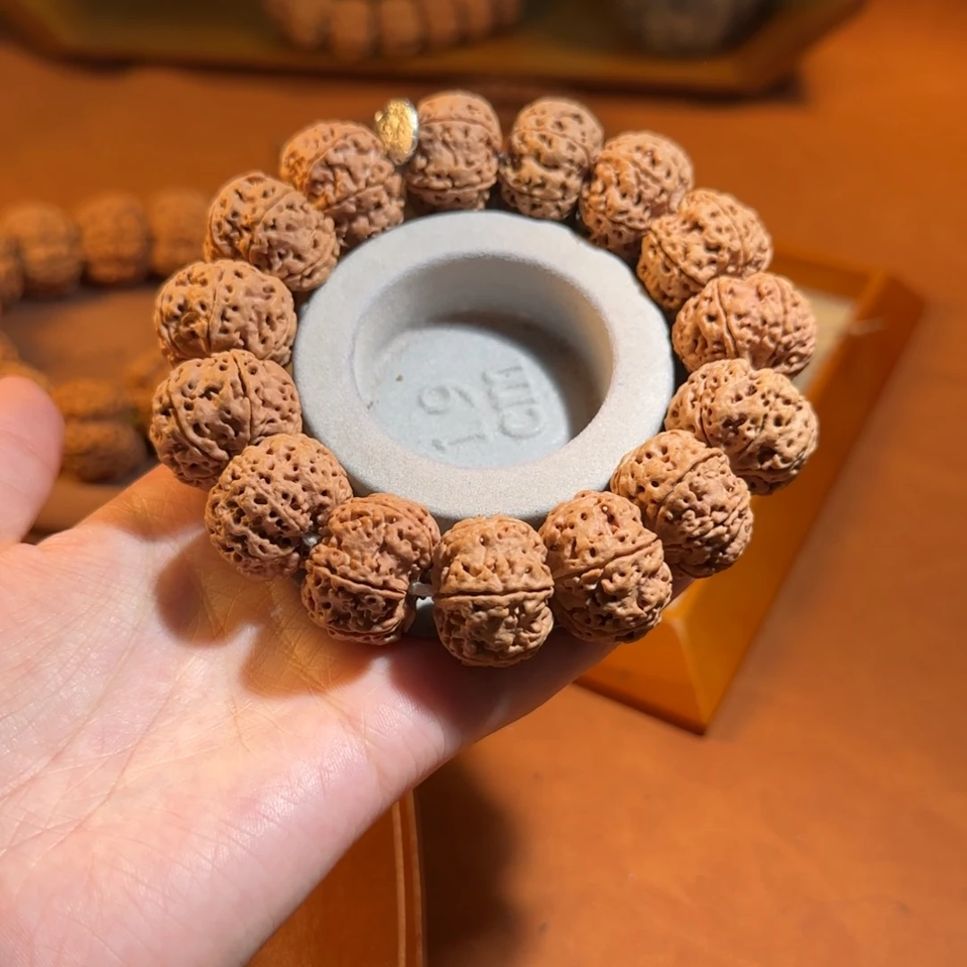 金刚菩提手串六瓣标款22m m