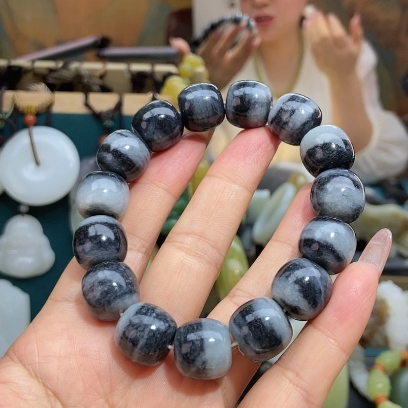 【闪购商品】未镶嵌手链和田玉