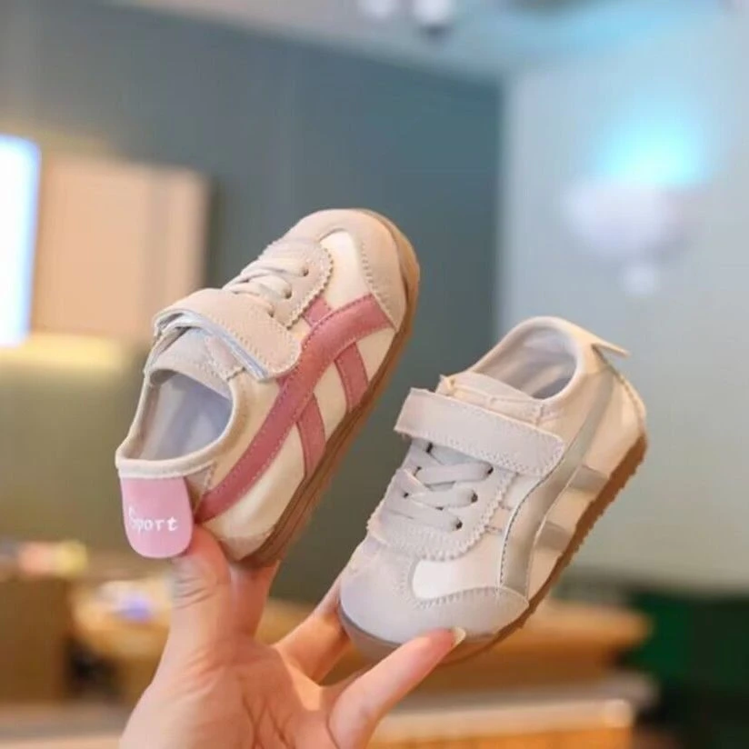 男童秋冬宝宝鞋子儿童透气防滑运动鞋男女小童休闲软底防滑学步鞋