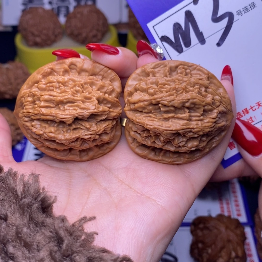 文玩核桃吊坠W13链接 虎头43尺